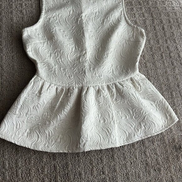 Alya Sleeveless Top Ivory Off White Womens Size Small S Zip Floral Brocade - Picture 3 of 9